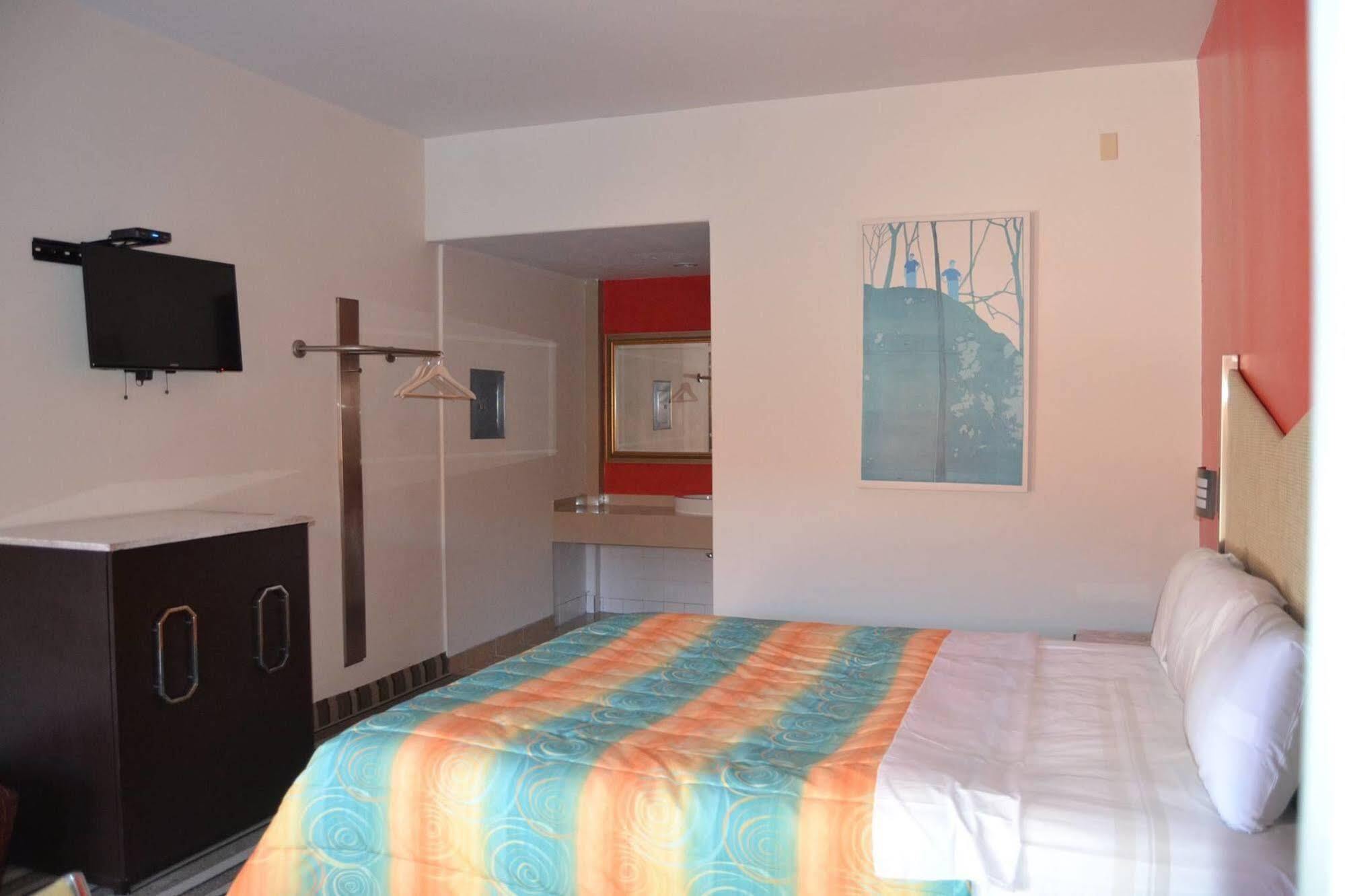Las Torres Hotel Mexicali Kültér fotó